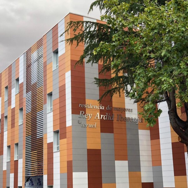 ACTUACIÓN DE ALUMNOS EN RESIDENCIA REY ARDID